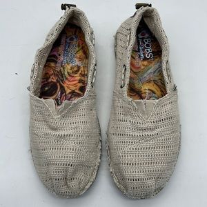 Bob's Open Weave Flats size 7